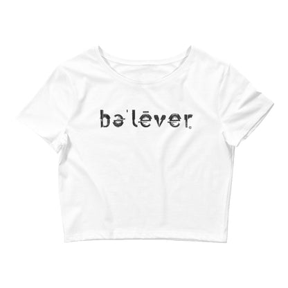 Crop Fitted T-Shirt - believer - Black on White