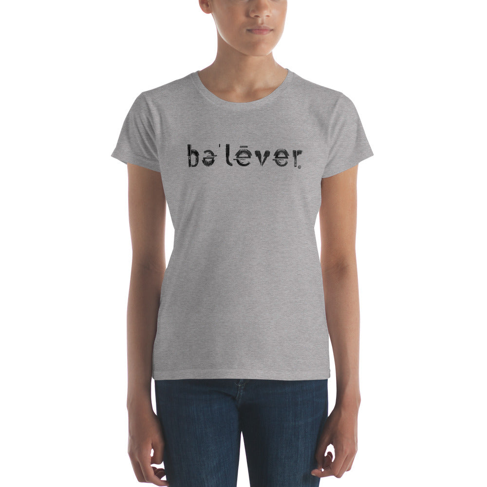 Fashion Fit Fitted T-Shirt - believer - Black Design