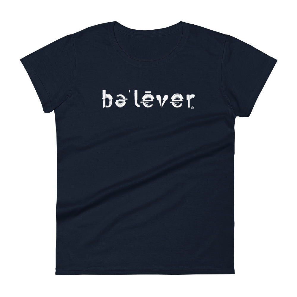 Fashion Fit Fitted T-Shirt - believer - White Design