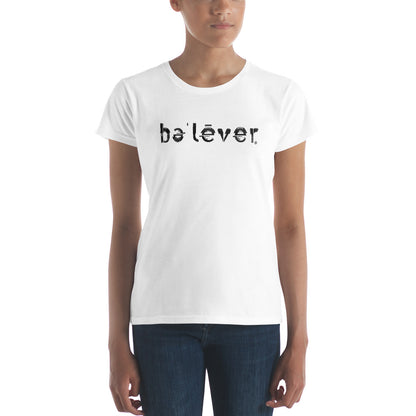 Fashion Fit Fitted T-Shirt - believer - Black Design